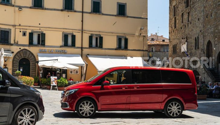 Prova Mercedes Classe V 2019, tutti i segreti del luxury van - Foto 16 di 42