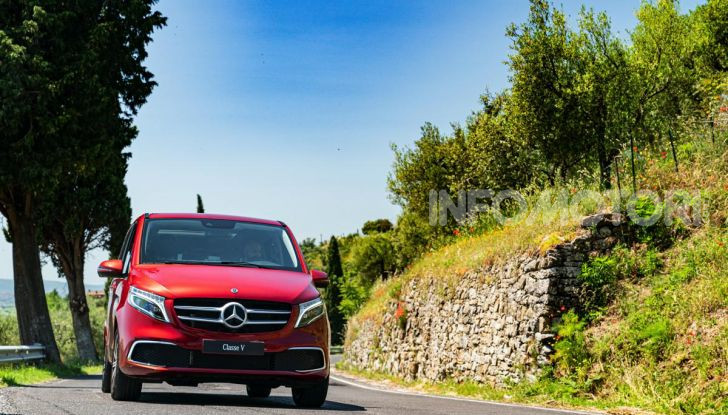 Prova Mercedes Classe V 2019, tutti i segreti del luxury van - Foto 19 di 42