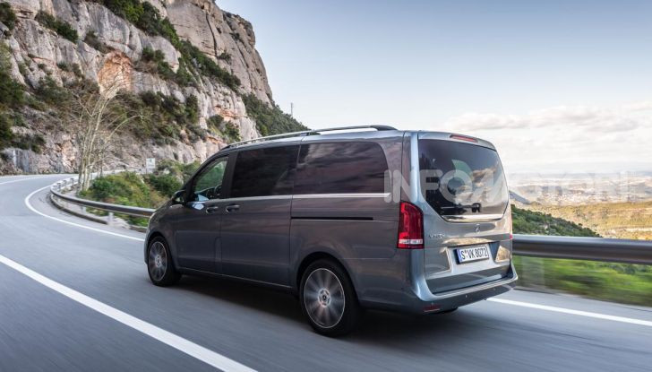 Prova Mercedes Classe V 2019, tutti i segreti del luxury van - Foto 26 di 42