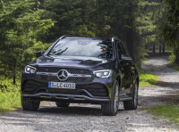 Mercedes GLC 2019: nuovi motori e più tecnologia per il SUV tedesco