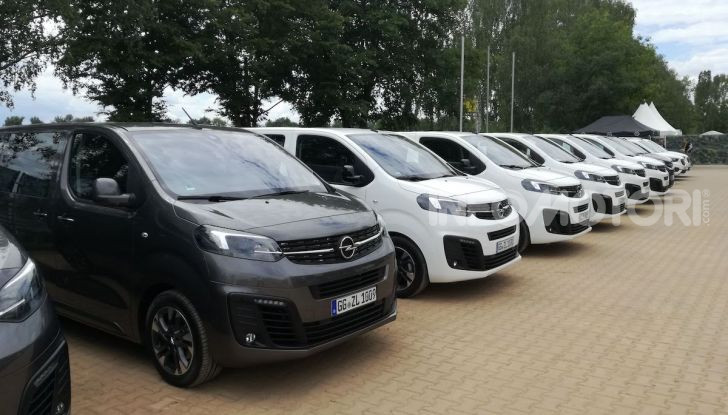 Prova Opel Zafira Life 2019, praticità e comfort fino a 9 posti - Foto 7 di 24