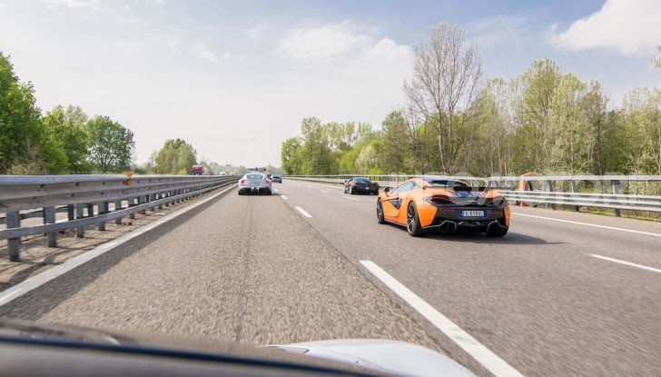 Pure Drivers, Pure Experience: da Milano fino a Lubiana a bordo di una Porsche 911 - Foto 11 di 27