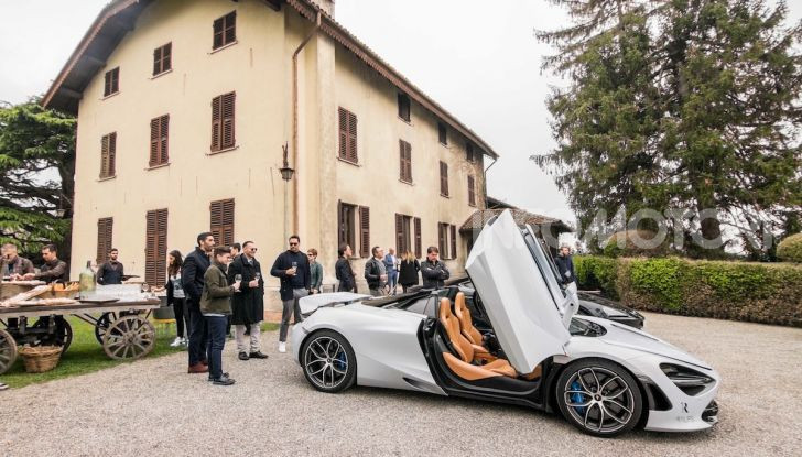 Pure Drivers, Pure Experience: da Milano fino a Lubiana a bordo di una Porsche 911 - Foto 17 di 27