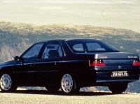 PEUGEOT 605 SV 24 – le quattro valvole esaltano l’ammiraglia