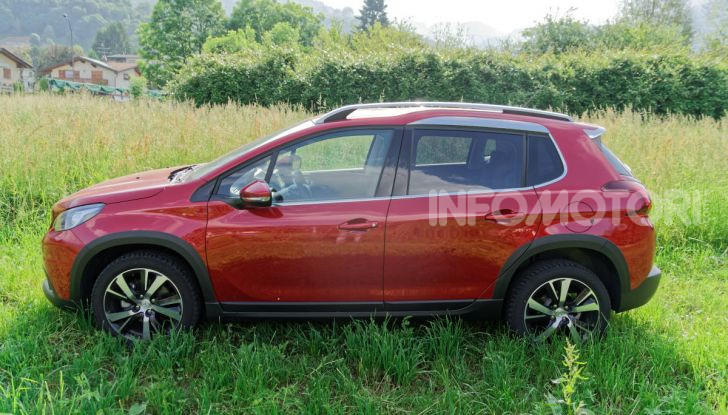 Prova video Peugeot 2008 BlueHDi 120 EAT6, l’abbinata che mancava! - Foto 2 di 48