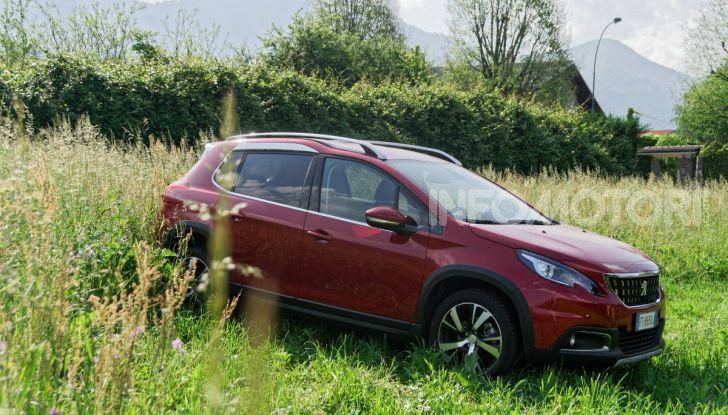 Prova video Peugeot 2008 BlueHDi 120 EAT6, l’abbinata che mancava! - Foto 17 di 48
