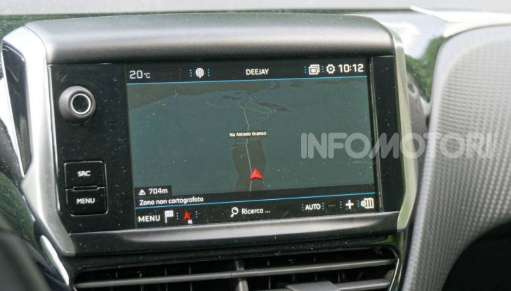 Prova video Peugeot 2008 BlueHDi 120 EAT6, l’abbinata che mancava! - Foto 27 di 48