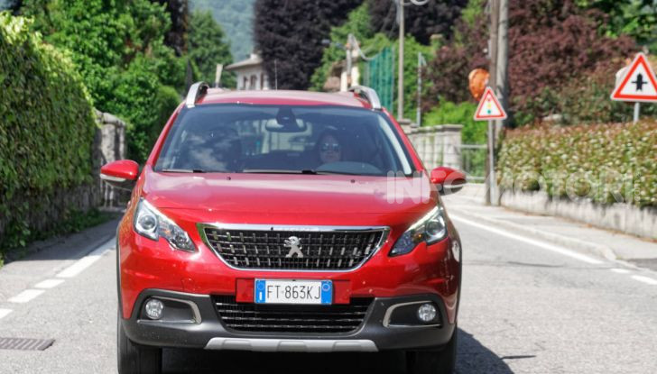 Prova video Peugeot 2008 BlueHDi 120 EAT6, l’abbinata che mancava! - Foto 35 di 48