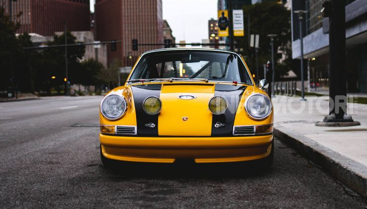 Porsche 911 S 2.7 del 1967 si veste da Bumblebee - Foto 2 di 26