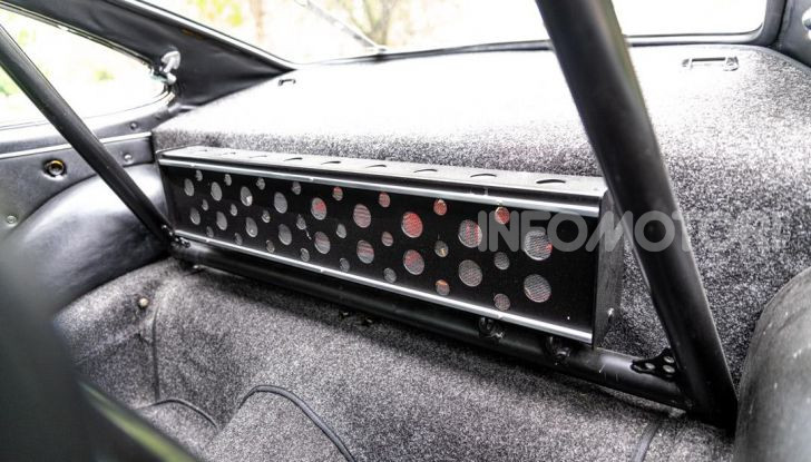 Porsche 911 S 2.7 del 1967 si veste da Bumblebee - Foto 13 di 26