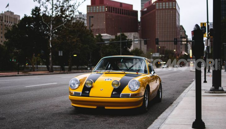 Porsche 911 S 2.7 del 1967 si veste da Bumblebee - Foto 1 di 26