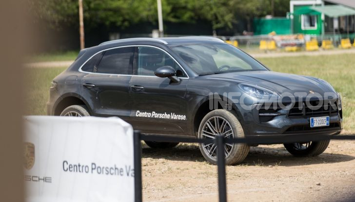 Tutti i segreti per guidare una Porsche in fuoristrada - Foto 3 di 22