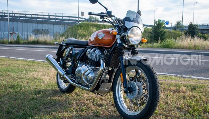 Prova Royal Enfield Interceptor 650, il ritorno del “twins” per la casa british - Foto 9 di 29