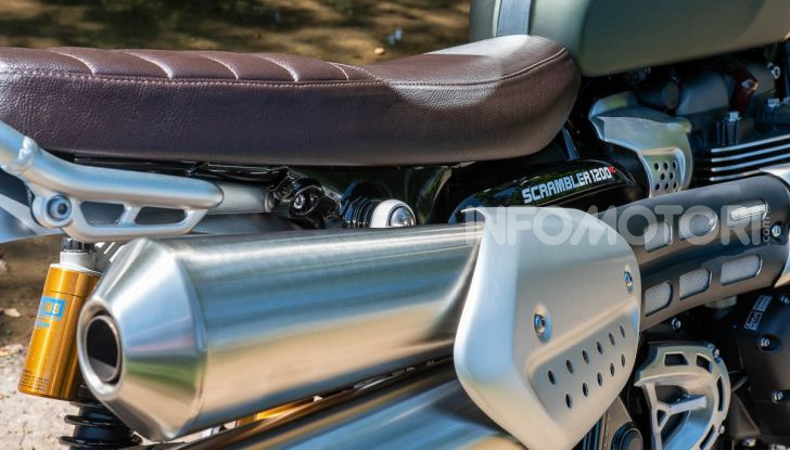 Prova Triumph Scrambler 1200 XC: modern classic dallo stile inconfondibile - Foto 6 di 48