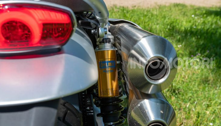 Prova Triumph Scrambler 1200 XC: modern classic dallo stile inconfondibile - Foto 27 di 48