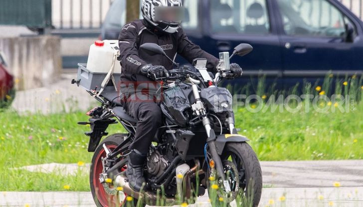 Yamaha MT-07 2020: sorpresa la nuova naked giapponese - Foto 2 di 7