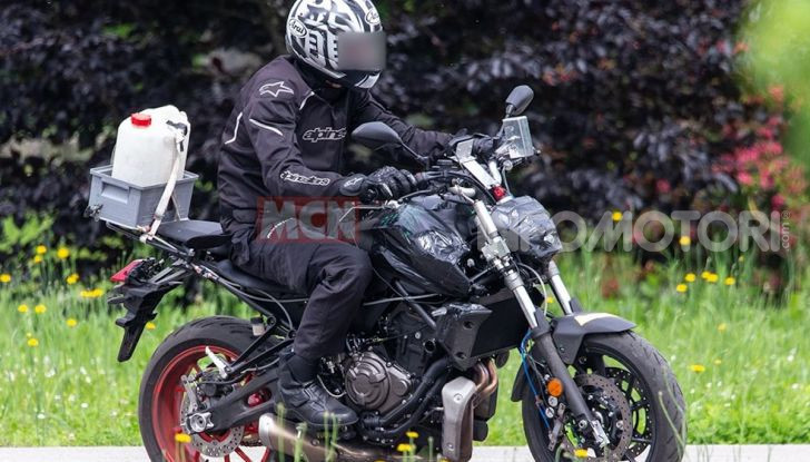 Yamaha MT-07 2020: sorpresa la nuova naked giapponese - Foto 3 di 7