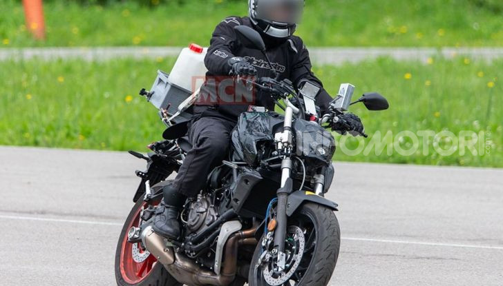 Yamaha MT-07 2020: sorpresa la nuova naked giapponese - Foto 5 di 7