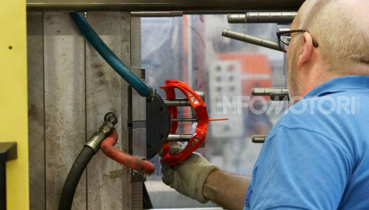 Intervista ad Ariete, maschere da moto di altissima qualità dal 2006 - Foto 38 di 52