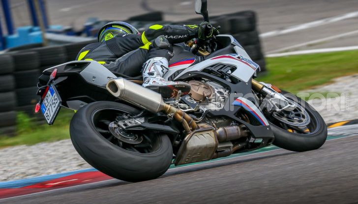 [VIDEO] Prova BMW S1000RR 2019: l’apoteosi dell’eccellenza - Foto 7 di 50