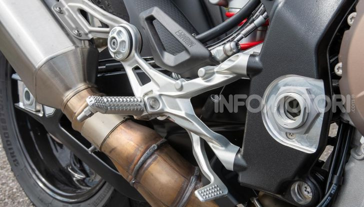 [VIDEO] Prova BMW S1000RR 2019: l’apoteosi dell’eccellenza - Foto 19 di 50