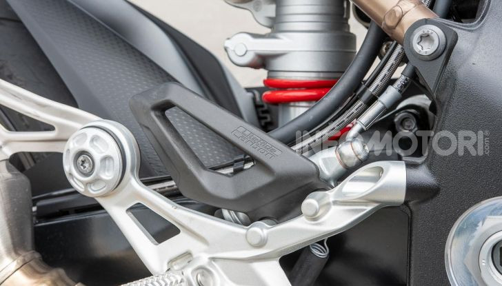 [VIDEO] Prova BMW S1000RR 2019: l’apoteosi dell’eccellenza - Foto 24 di 50