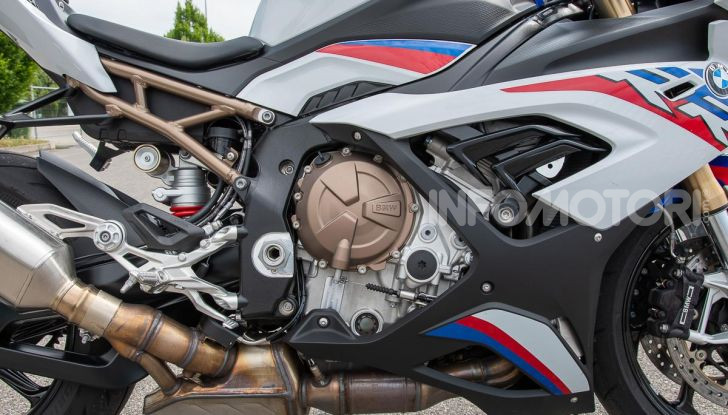 [VIDEO] Prova BMW S1000RR 2019: l’apoteosi dell’eccellenza - Foto 25 di 50