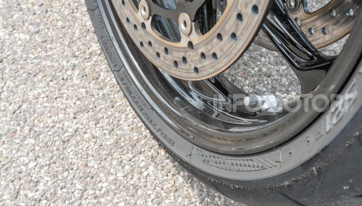 [VIDEO] Prova BMW S1000RR 2019: l’apoteosi dell’eccellenza - Foto 42 di 50