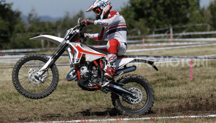 Beta guarda al mondo del cross con la RX 300 2T - Foto 12 di 36