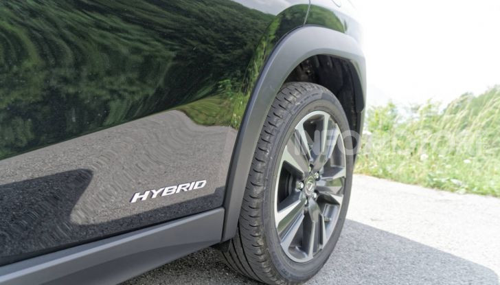 [VIDEO] Lexus UX 250h, il premium hybrid ha l’asso nella manica! - Foto 39 di 58