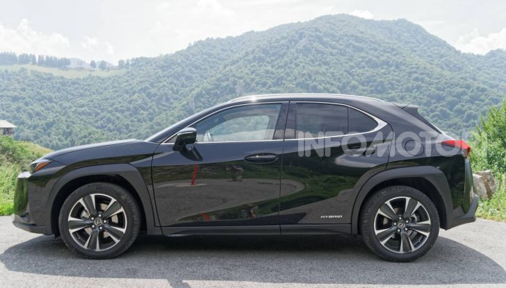 [VIDEO] Lexus UX 250h, il premium hybrid ha l’asso nella manica! - Foto 53 di 58