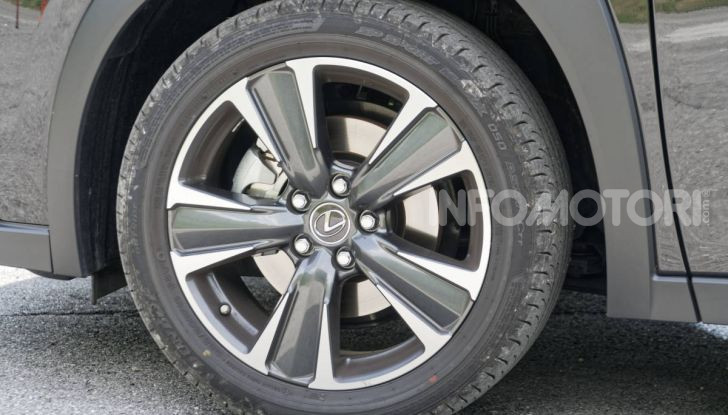 [VIDEO] Lexus UX 250h, il premium hybrid ha l’asso nella manica! - Foto 54 di 58