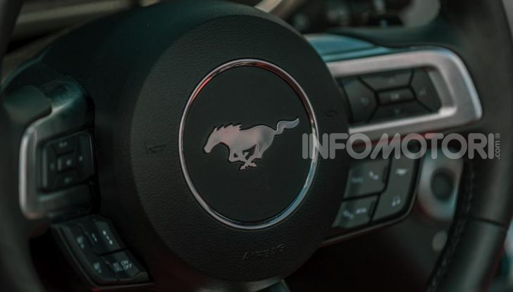 Ford MUDstang contro Ford Mustang: chi vince la scalata del fango? - Foto 24 di 36