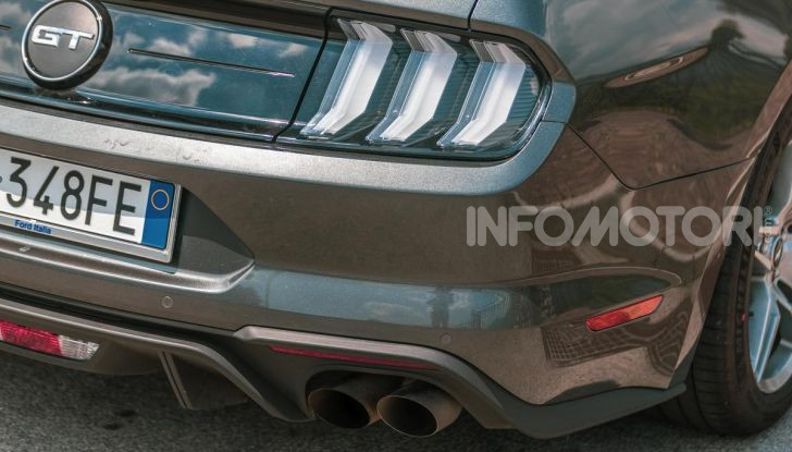 Ford MUDstang contro Ford Mustang: chi vince la scalata del fango? - Foto 26 di 36