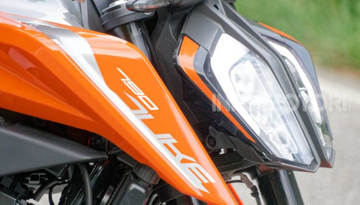 Prova KTM Duke 790, il “parcogiochi” sotto quota 10 mila (euro)   - Foto 9 di 54