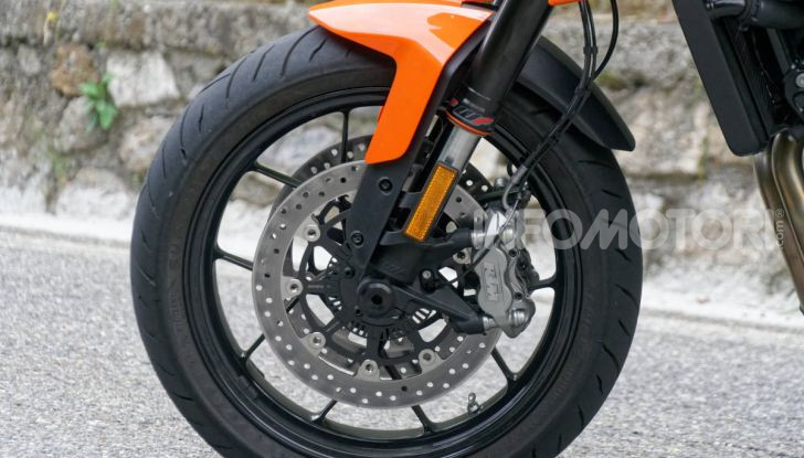 Prova KTM Duke 790, il “parcogiochi” sotto quota 10 mila (euro)   - Foto 22 di 54