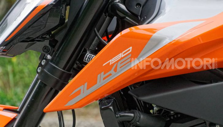 Prova KTM Duke 790, il “parcogiochi” sotto quota 10 mila (euro)   - Foto 23 di 54