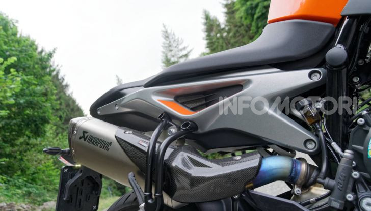 Prova KTM Duke 790, il “parcogiochi” sotto quota 10 mila (euro)   - Foto 27 di 54