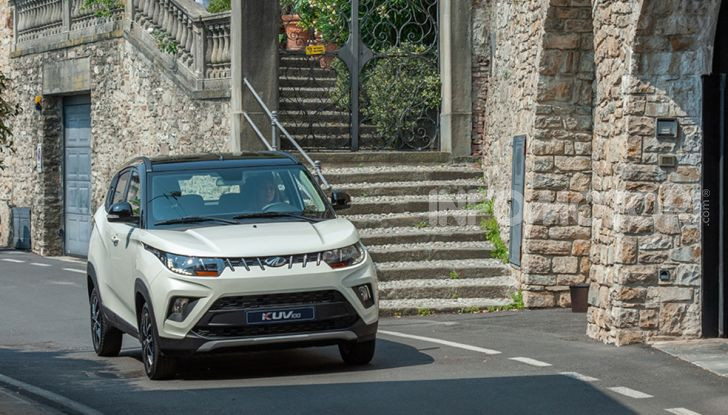 Mahindra completa l’offerta in Italia con KUV100 e XUV500 - Foto 9 di 23