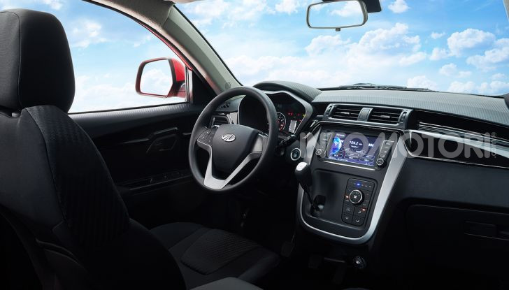 Mahindra completa l’offerta in Italia con KUV100 e XUV500 - Foto 20 di 23