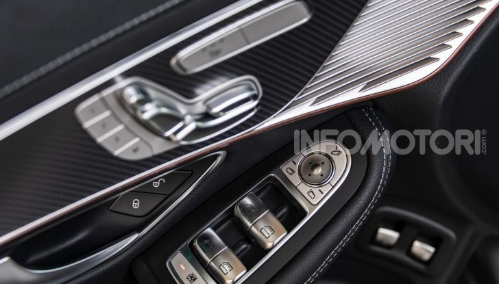 Prova su strada Mercedes-Benz EQC: la prima elettrica del Marchio della Stella - Foto 31 di 31