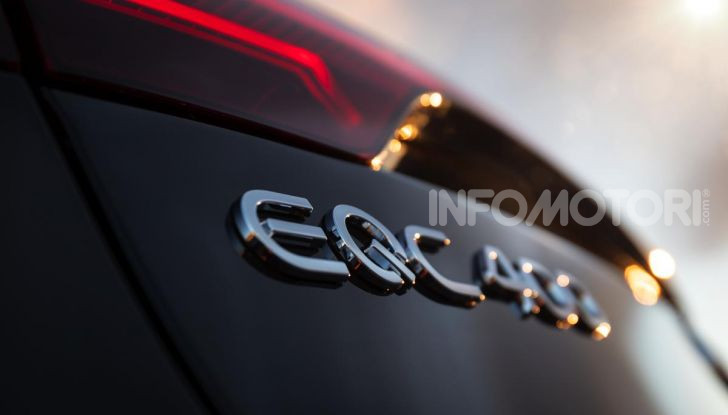 Prova su strada Mercedes-Benz EQC: la prima elettrica del Marchio della Stella - Foto 19 di 31