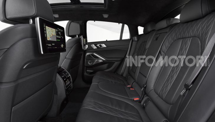 Nuova BMW X6: caratteristiche da Sport Activity Vehicle ed estetica da coupé - Foto 23 di 27