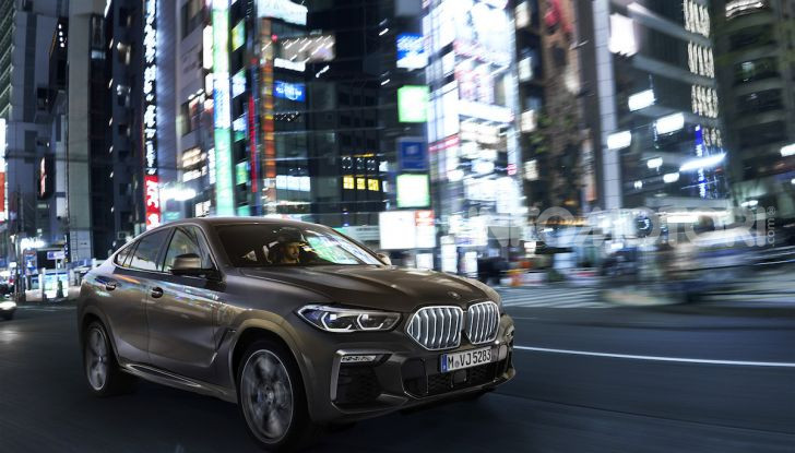Nuova BMW X6: caratteristiche da Sport Activity Vehicle ed estetica da coupé - Foto 5 di 27