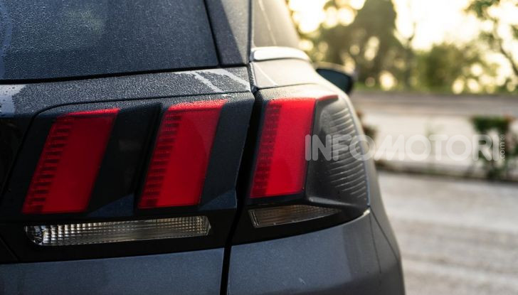 Prova Peugeot 3008 GT Line 2019: vero premium senza rinunce - Foto 16 di 42