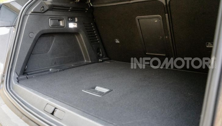 Prova Peugeot 3008 GT Line 2019: vero premium senza rinunce - Foto 36 di 42