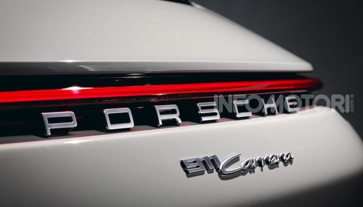 Porsche fa doppietta: ecco la nuova 911 Carrera Coupé e la 911 Carrera Cabriolet - Foto 8 di 10