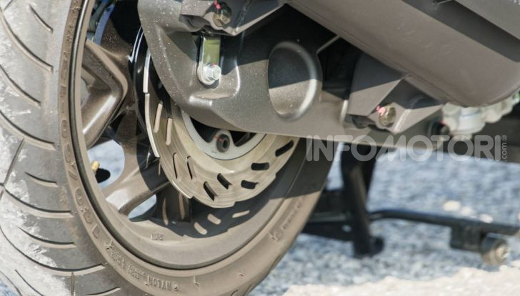 Prova SYM Joymax 300 Z, non solo un prezzo allettante! - Foto 20 di 34