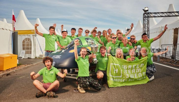 Gara all’auto che consuma meno: il record è di quasi 3.000Km con un litro di benzina - Foto 19 di 31