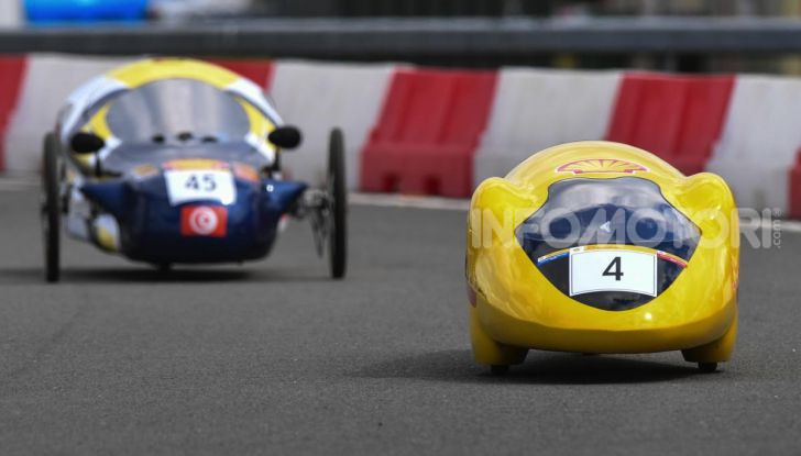 Gara all’auto che consuma meno: il record è di quasi 3.000Km con un litro di benzina - Foto 2 di 31